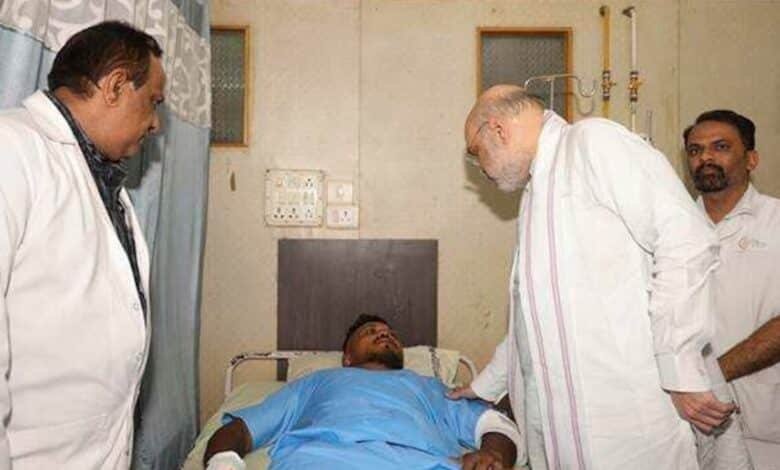फोटो: भारत विमान दुर्घटना उत्तरजीवी