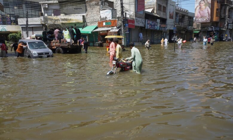 यूएस ने पाकिस्तान में बाढ़ से राहत के लिए धन की मंजूरी दी: पहले एबीसी पर